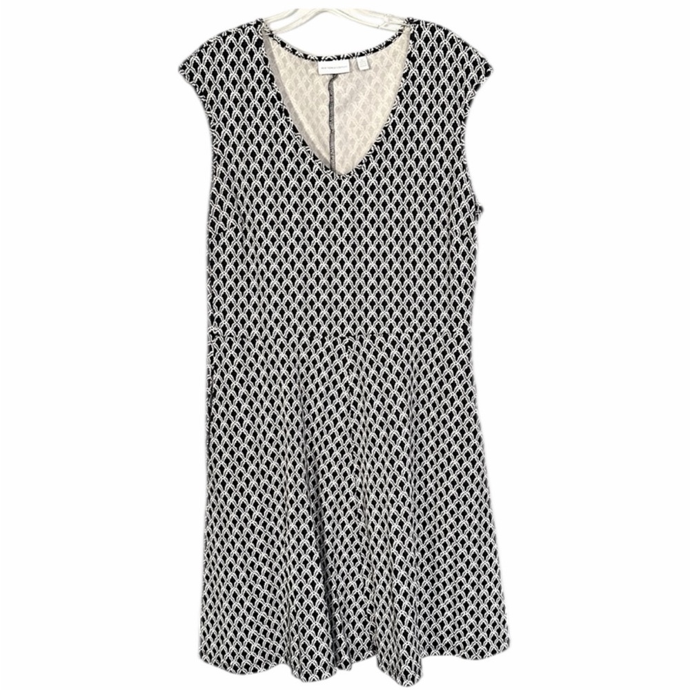 New York & Company Women’s Casual Dress Size XL - Pre-Loved - Color: Black/White